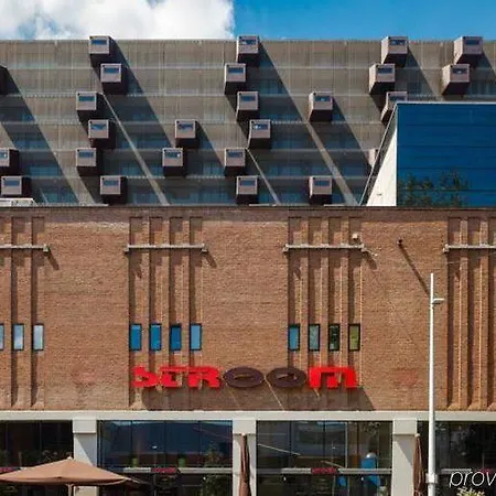 Stroom Szálloda 4*